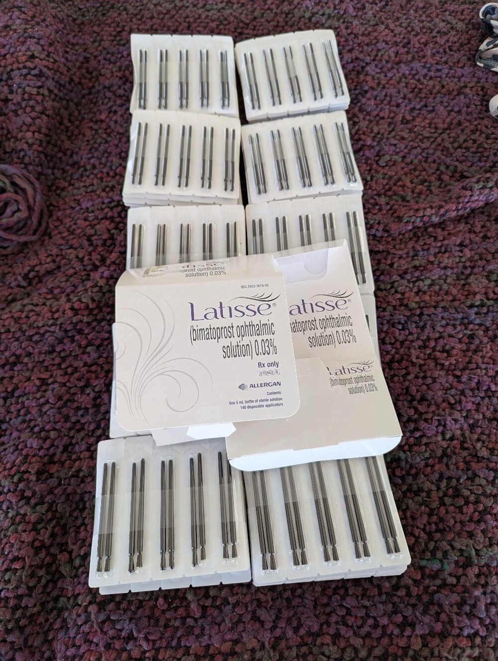 Lash Applicator Brushes, 700 ct, unused.
